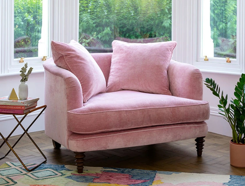 Helmsely Snuggler in Mossop Velvet Old Rose